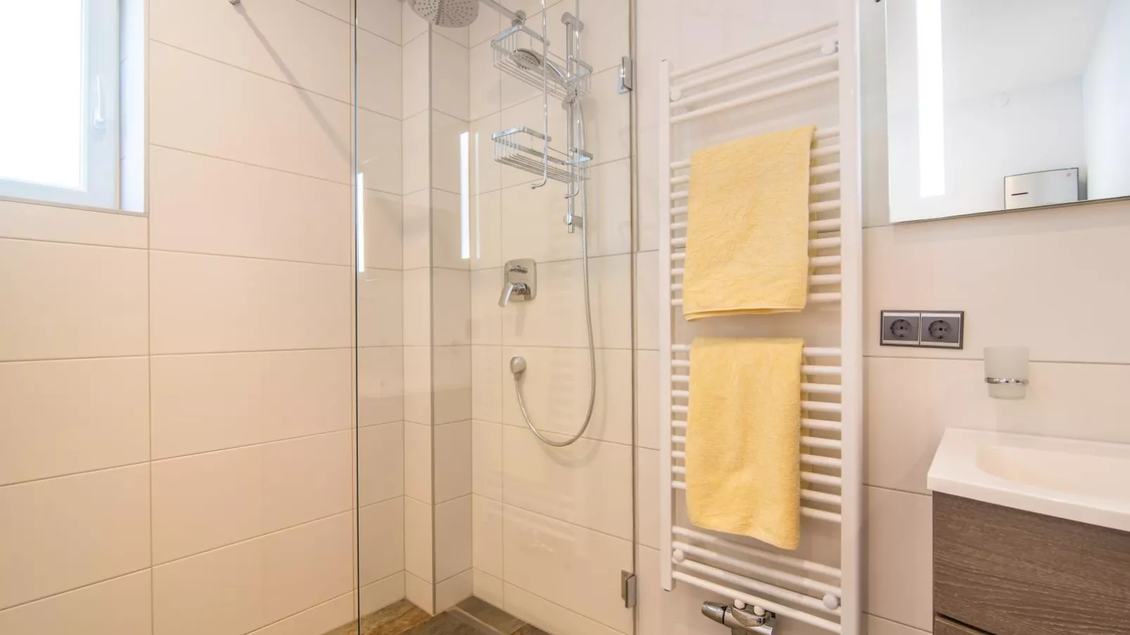 Ferienhaus Nössig-Bathroom