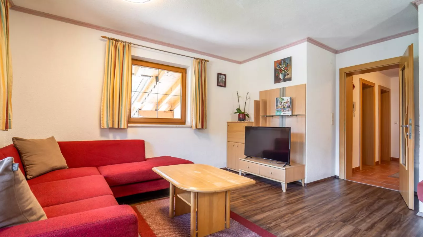 Apartment Aringer-Living room