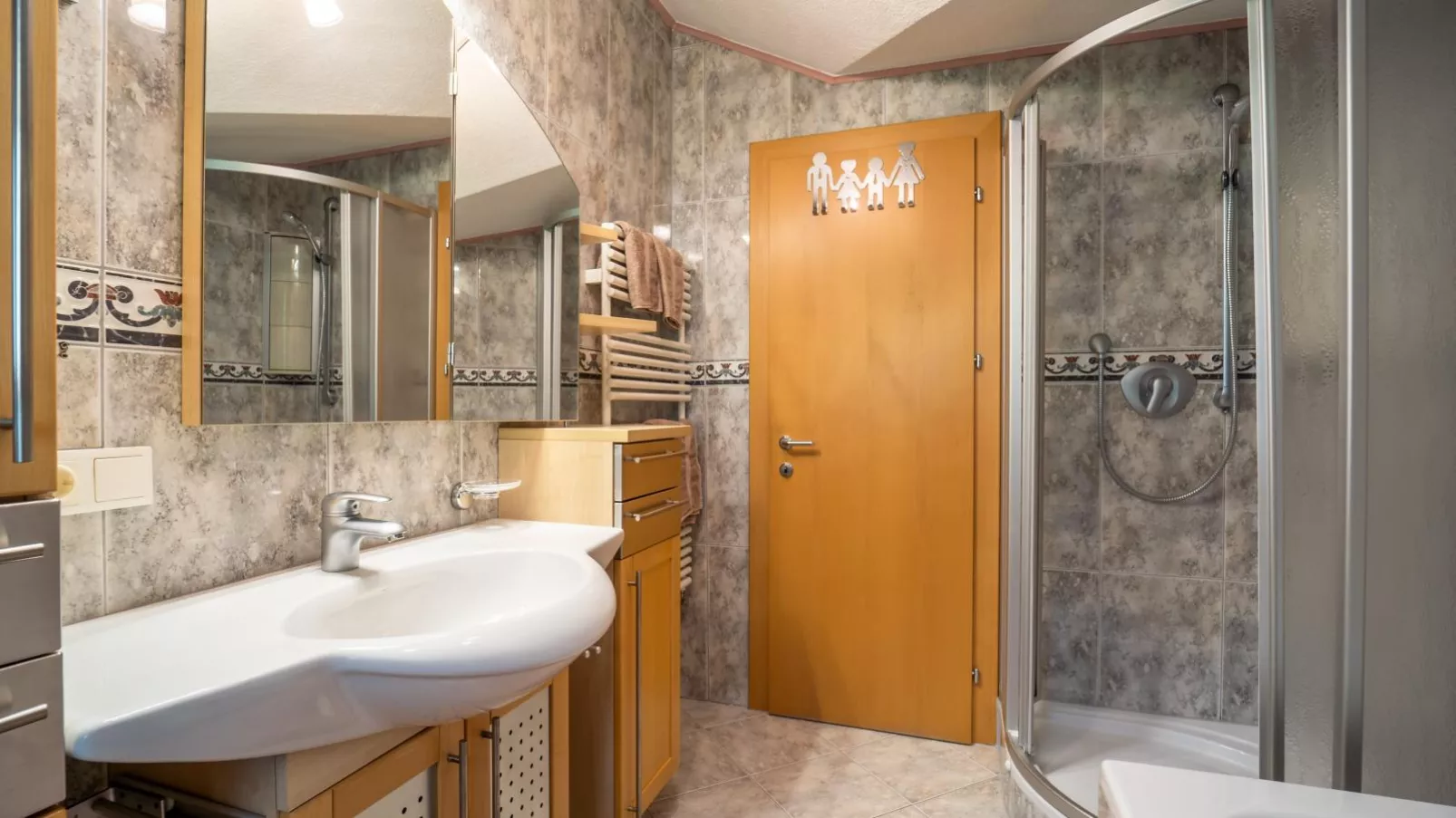 Apartment Aringer-Bathroom