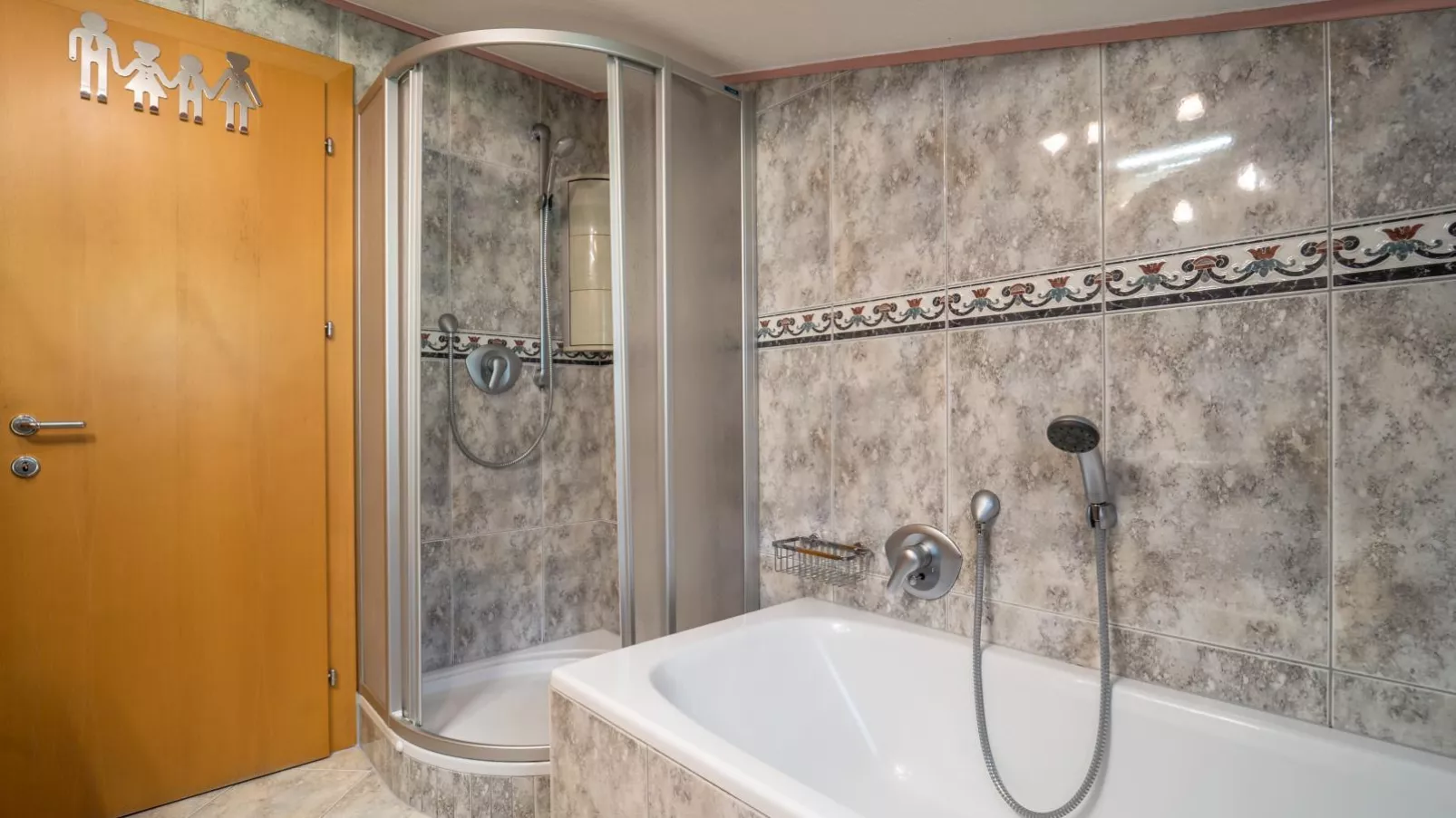 Apartment Aringer-Bathroom