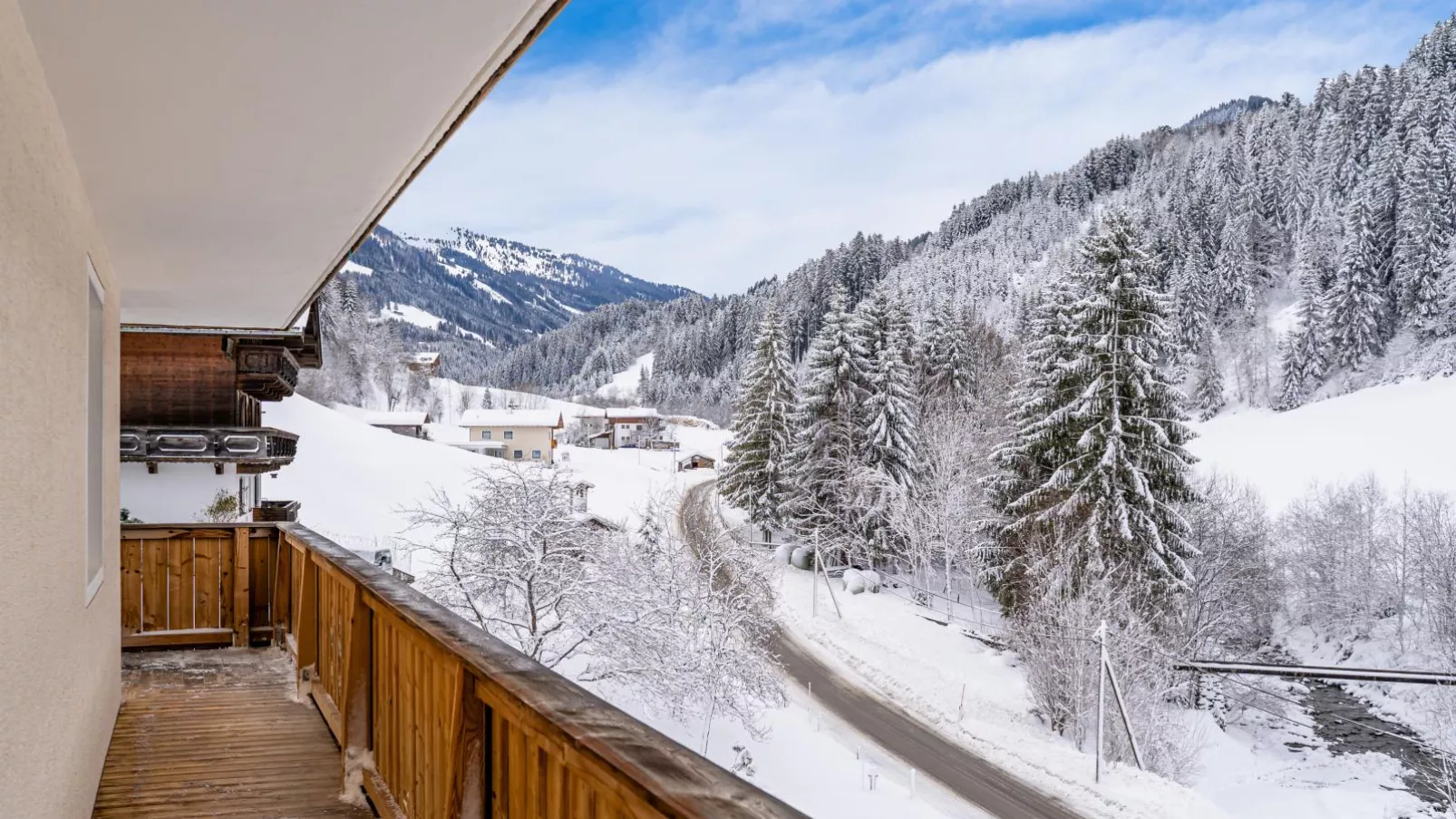 Ferienhaus Nössig-View winter