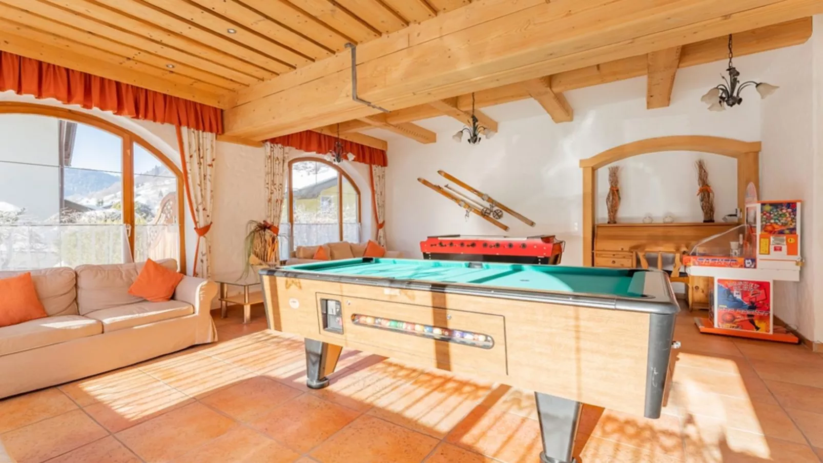 Vicky Apartment Large-Recreation room