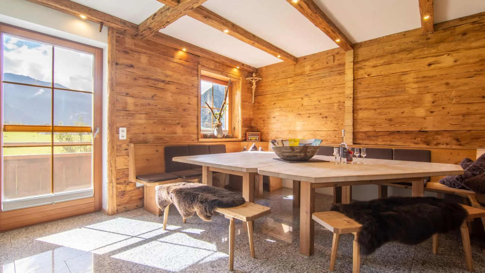 Blick zum Mayrhofen-Salle à manger