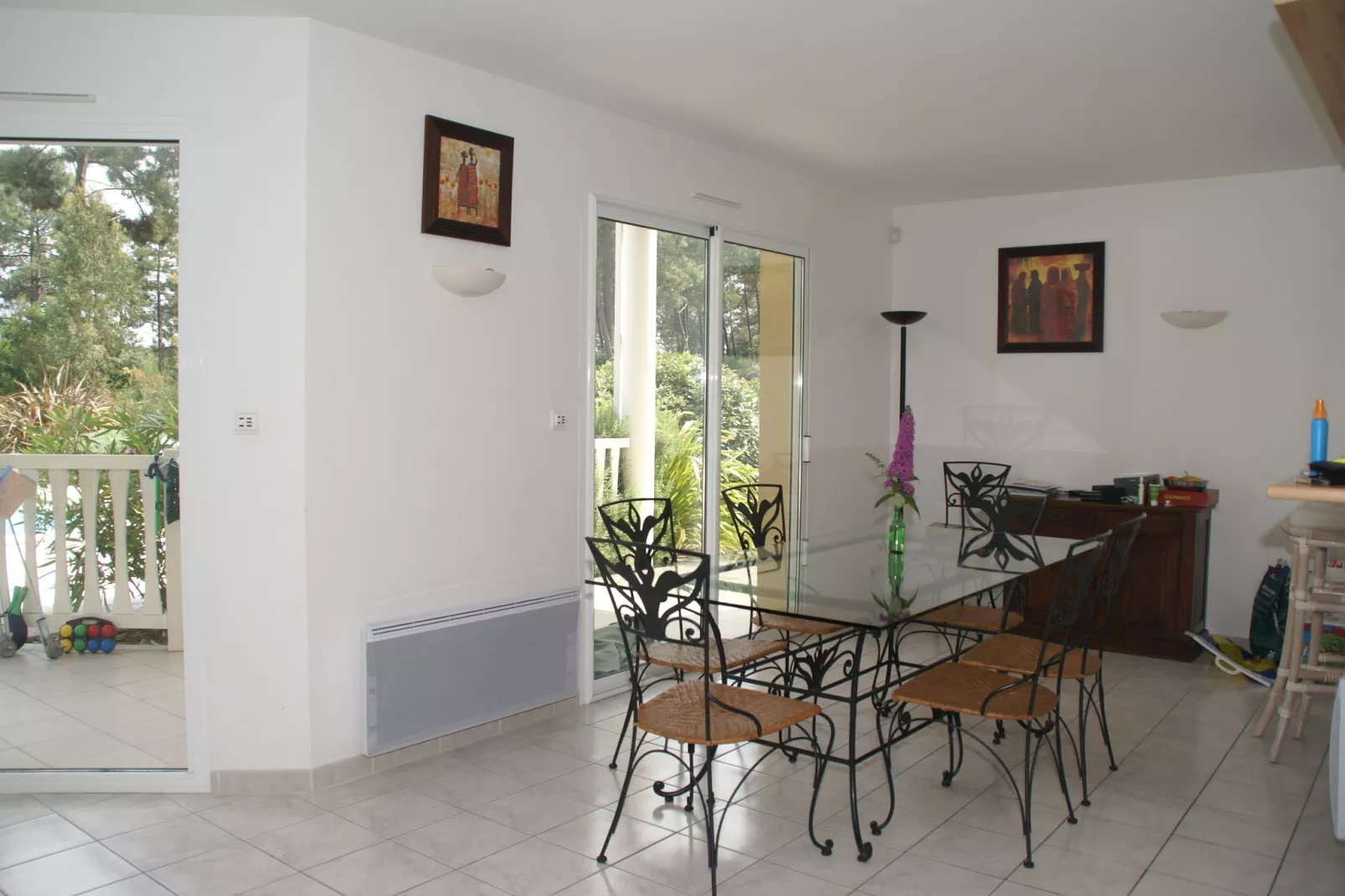 Eden Parc Golf 2-Dining room