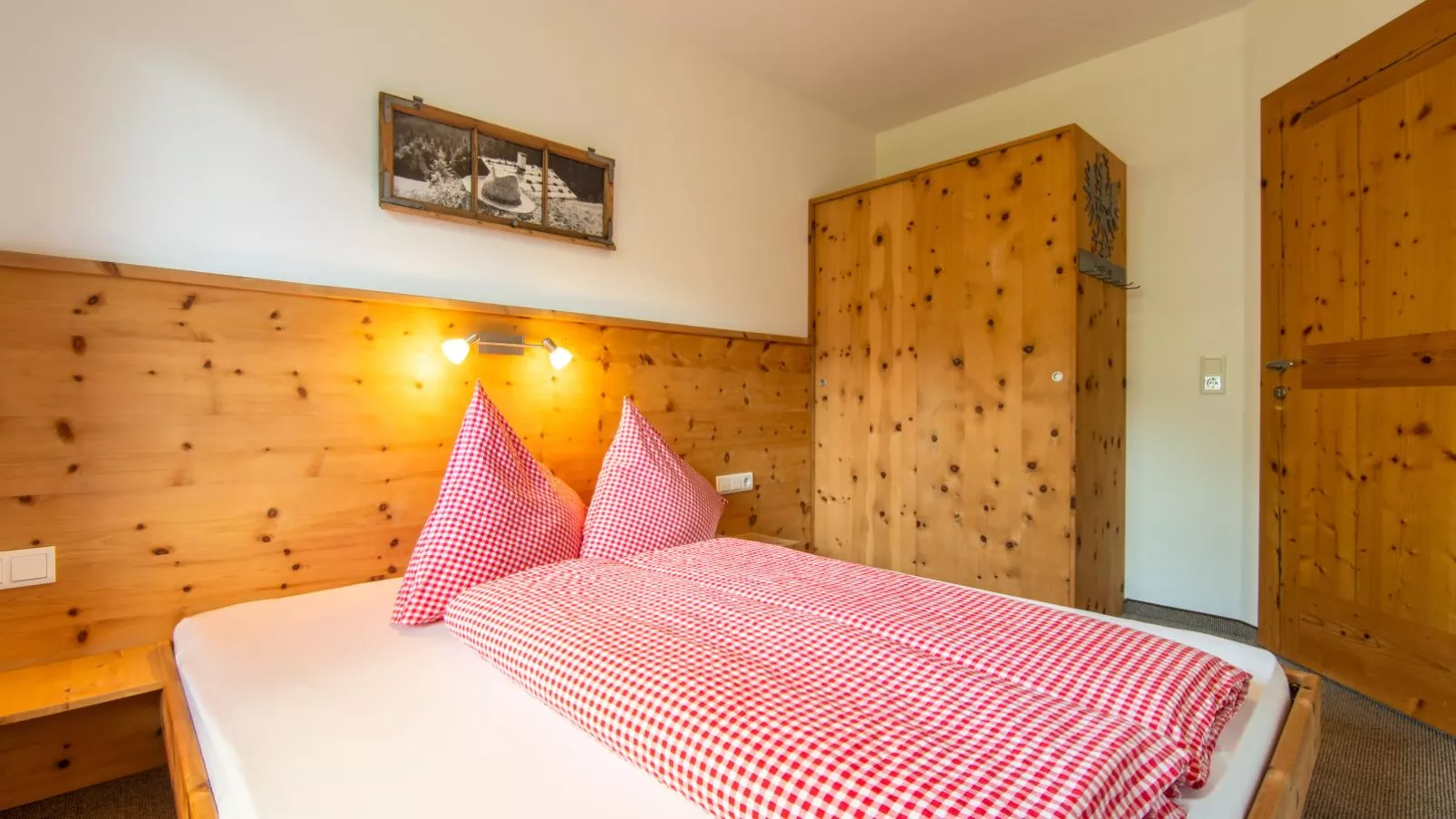 Blick zum Mayrhofen-Chambre