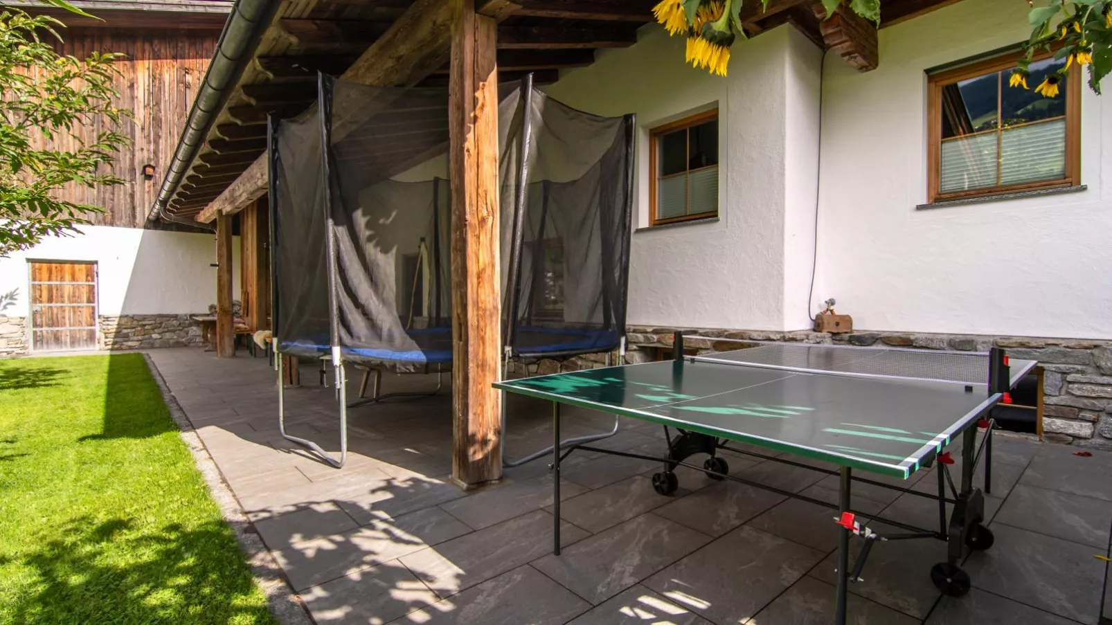 Blick zum Mayrhofen-Installations
