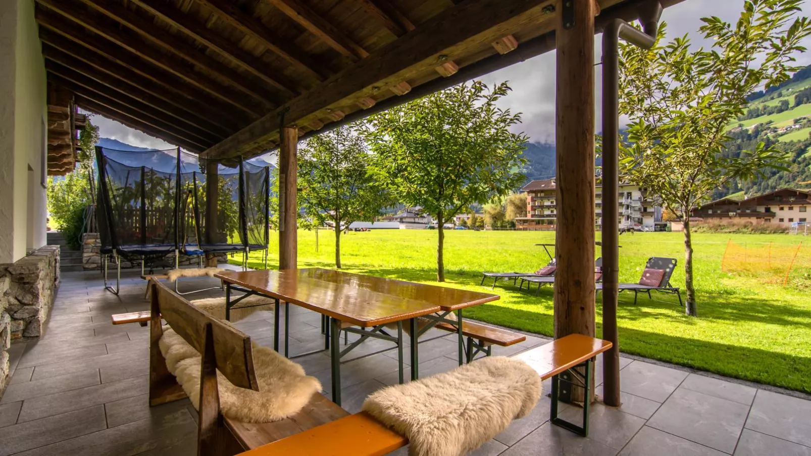 Blick zum Mayrhofen-Jardin d'été