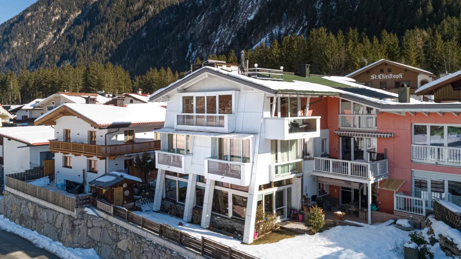 Waldhaus III-Exterior winter