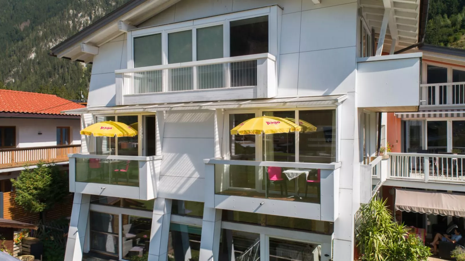 Waldhaus III-Exterior summer