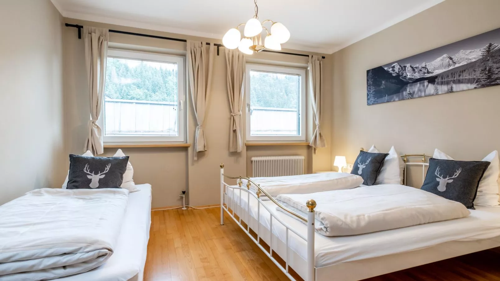 Haslau Large-Bedroom
