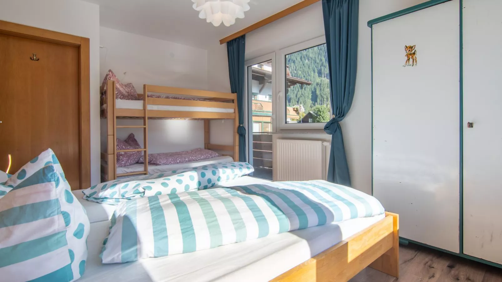 Regenbogenhaus-Bedroom