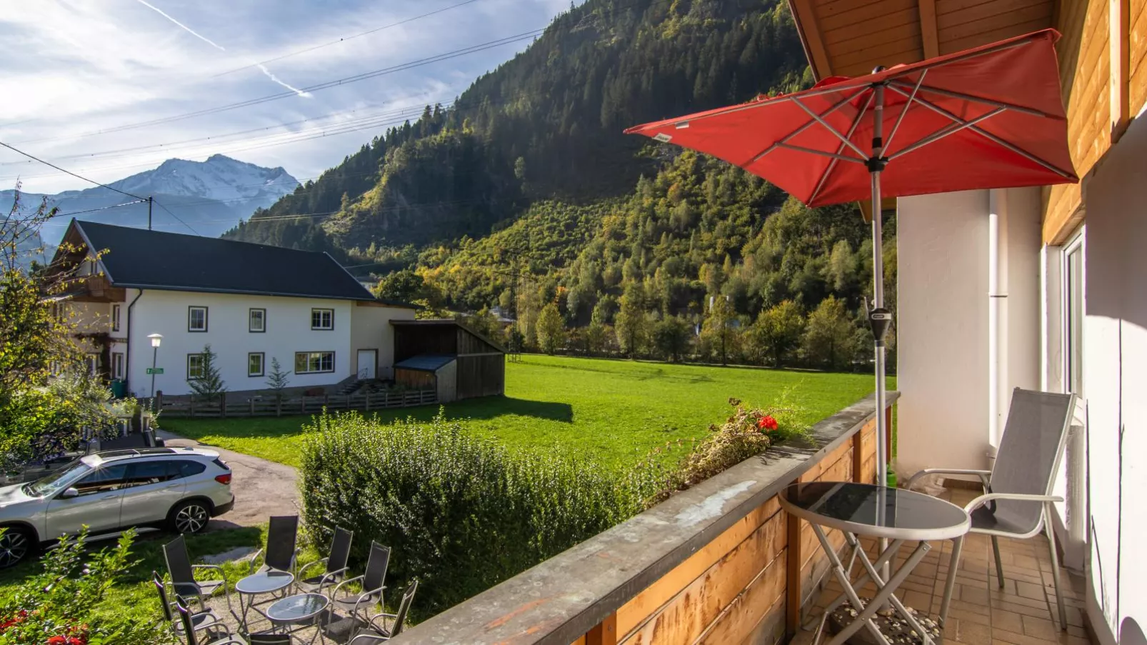 Regenbogenhaus-Terrace balcony