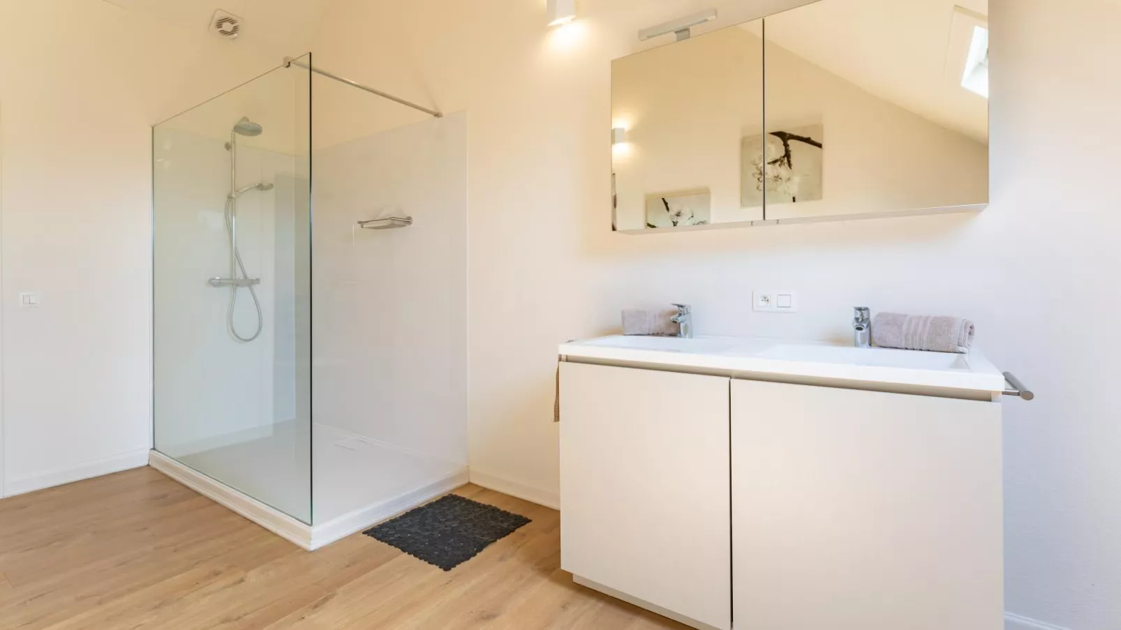 Caprice - Maldegem-Bathroom