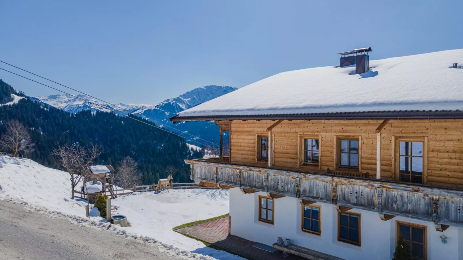 Igl Hof Top 1-Exterior winter