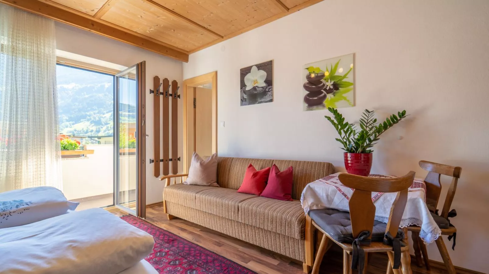 Panorama I-Bedroom