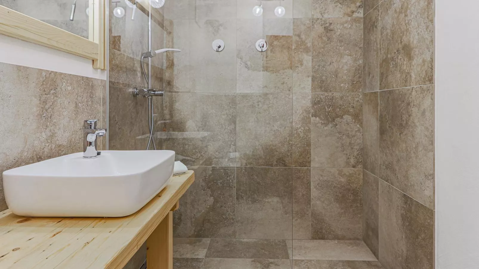 Igl Hof Top 1-Bathroom