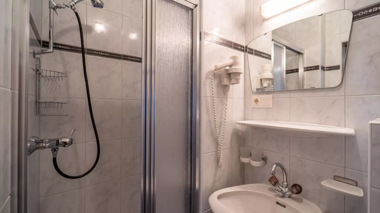 Panorama II-Bathroom