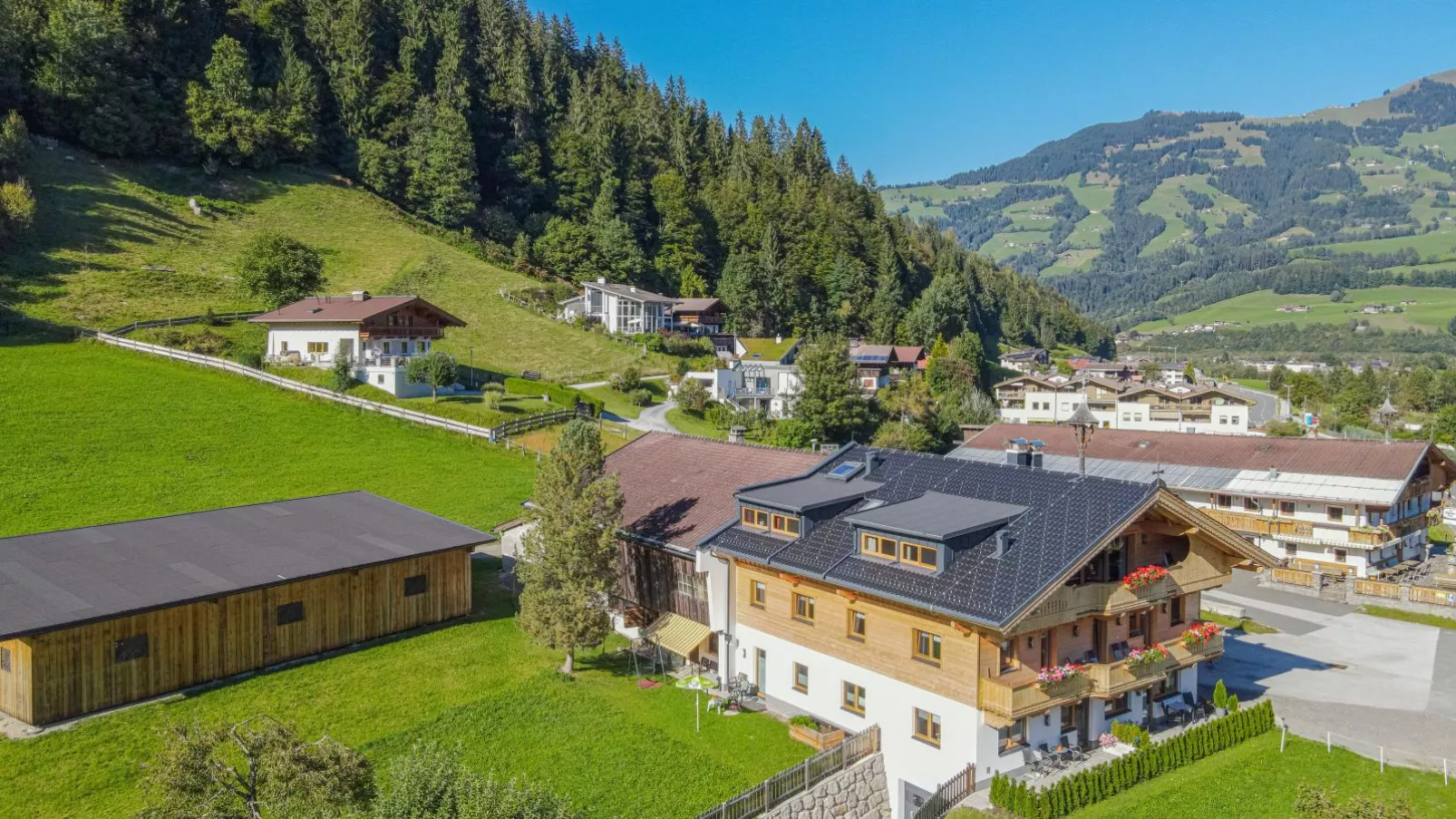 Festenhof-Außenbereich Sommer