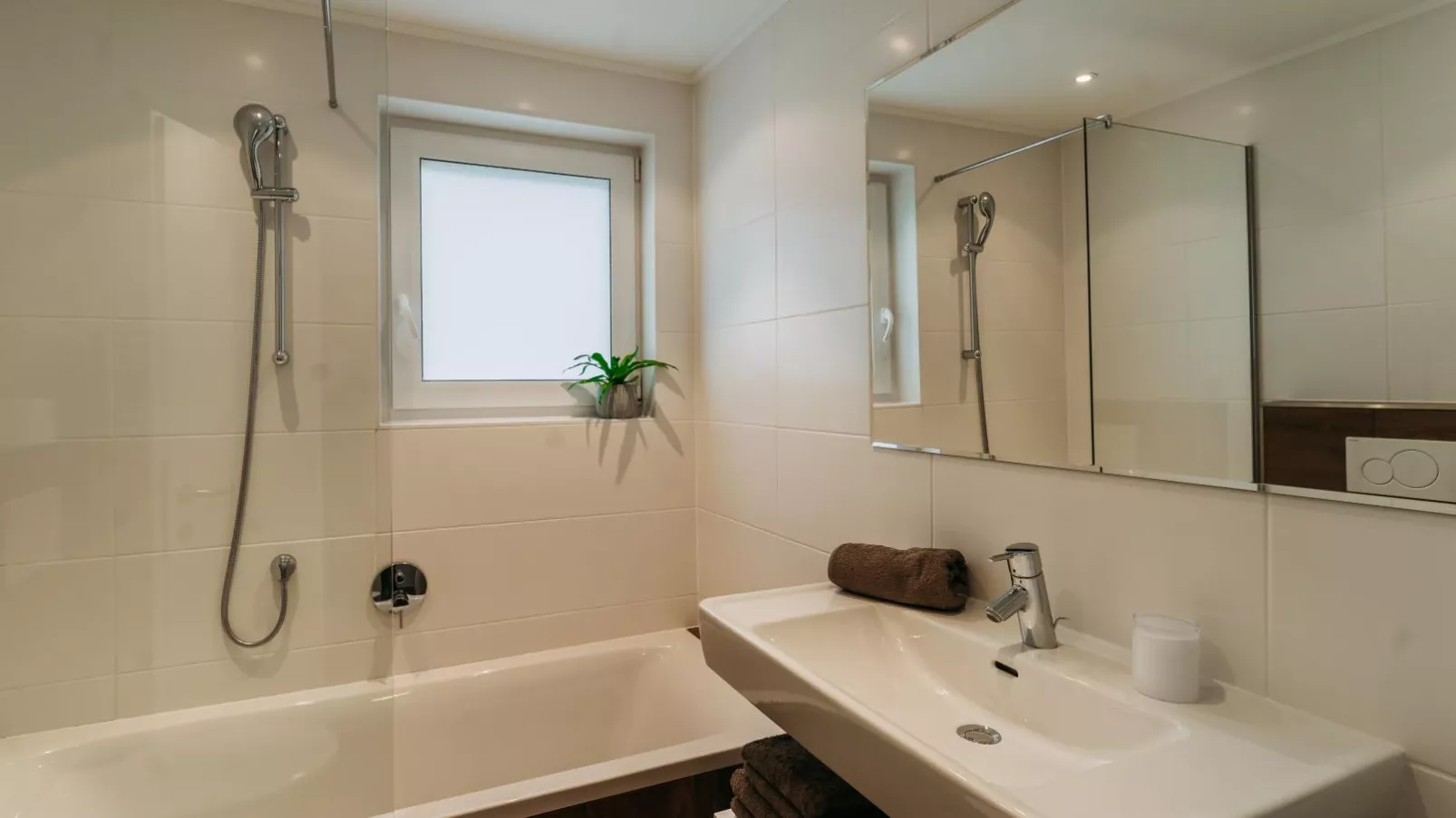 Haus Austria TOP 3-Bathroom