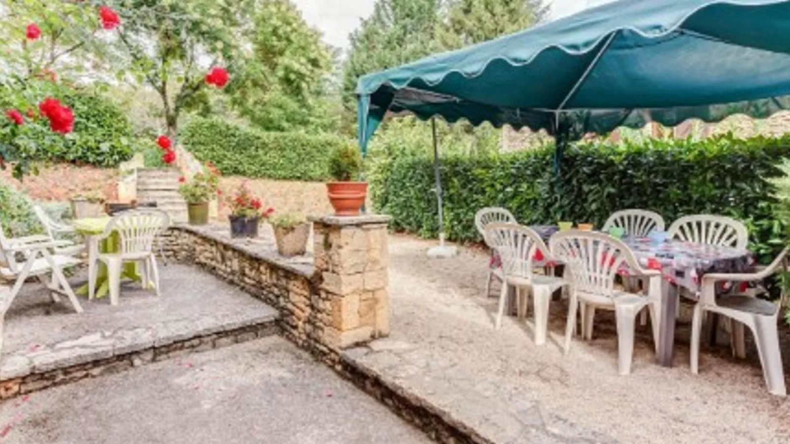 Le Tilleuil en Périgord-Terrace balcony