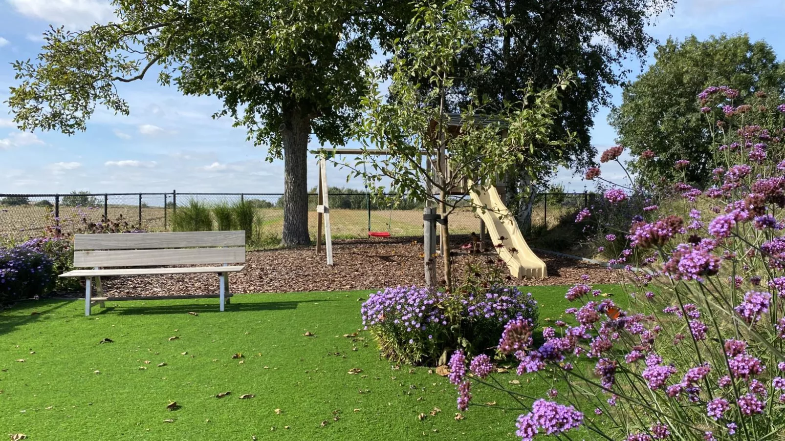 Villa Mareon-Gardens summer