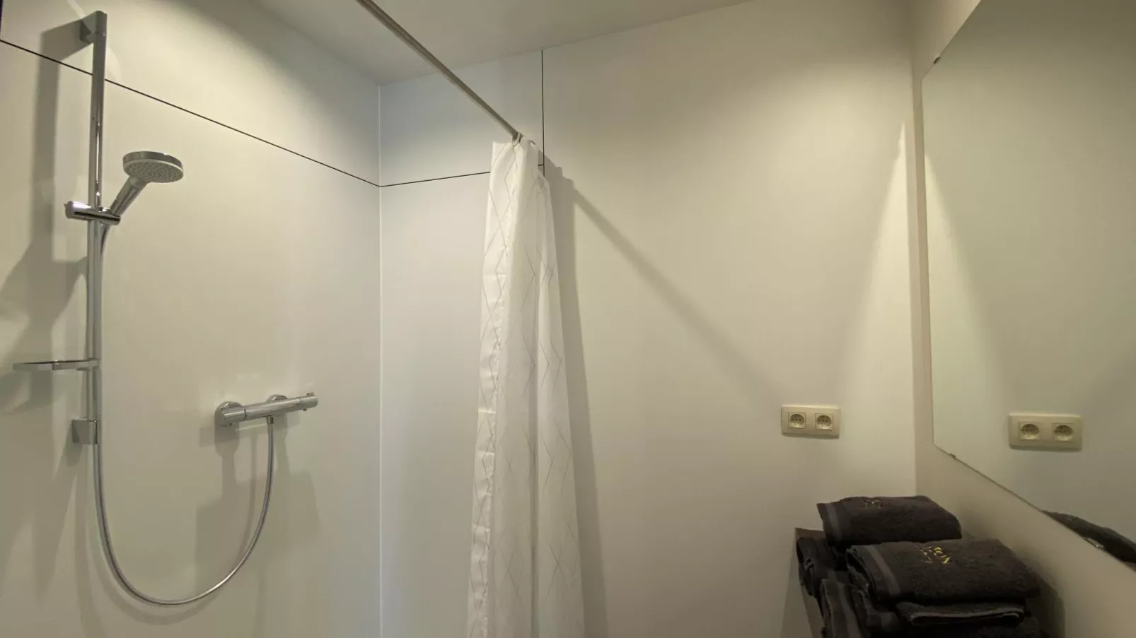 Villa Mareon-Bathroom