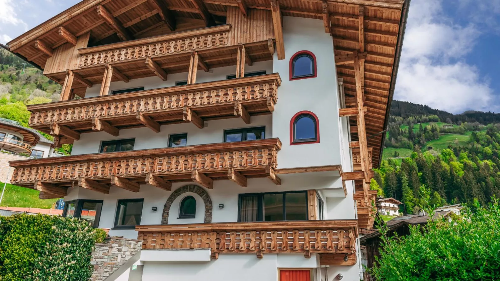 Rosenheim-Exterior summer