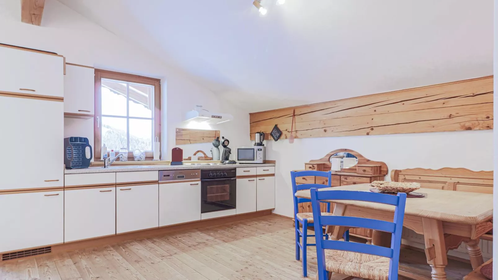 Igl Hof Top 4-Kitchen