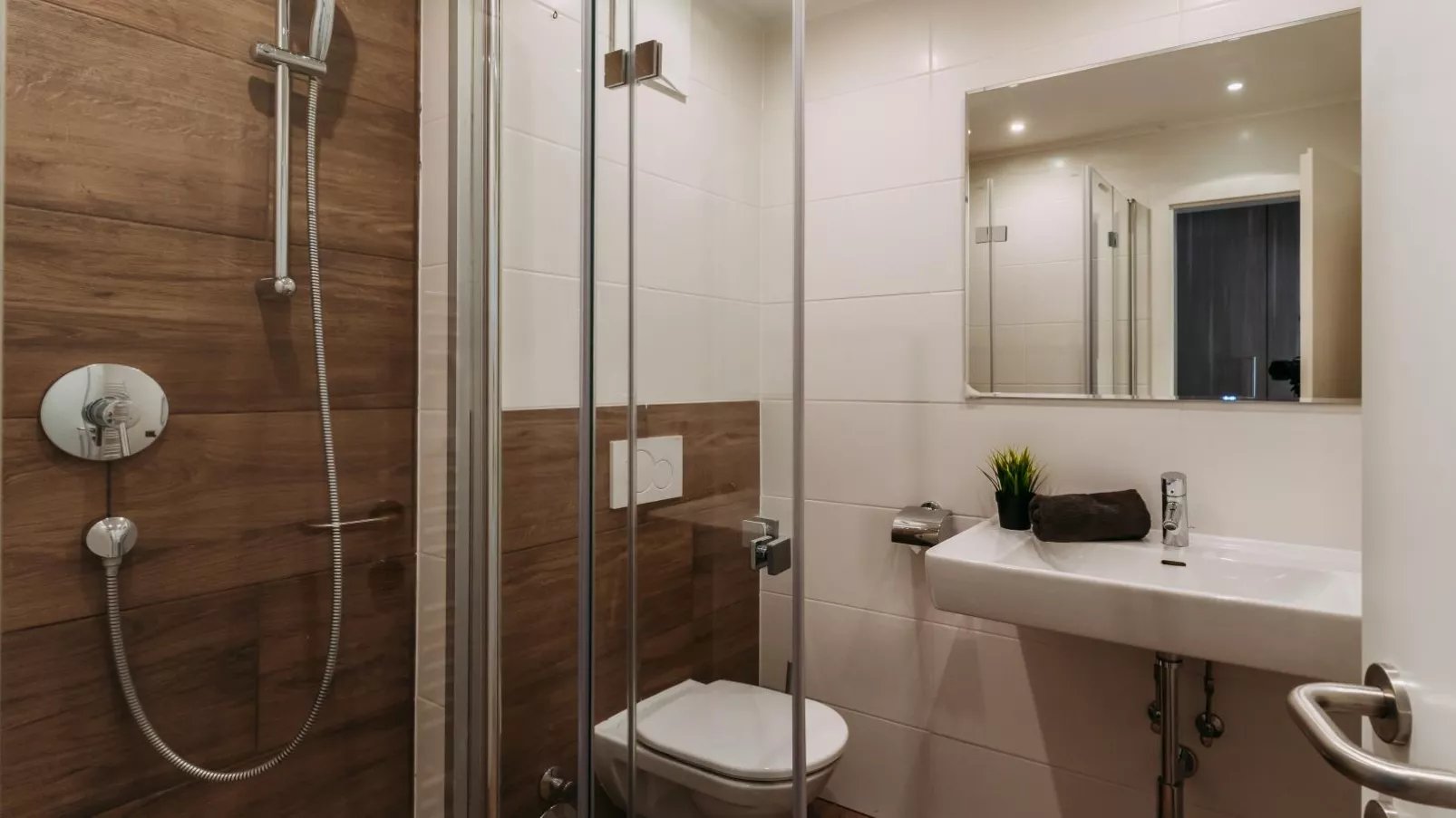 Haus Austria Top 5-Bathroom