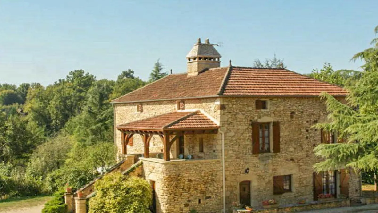 Gite Le Croix du Notaire-Exterior summer