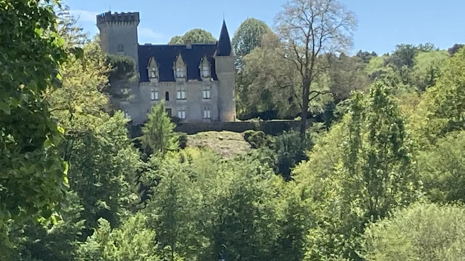 Maison La Faysse-View summer