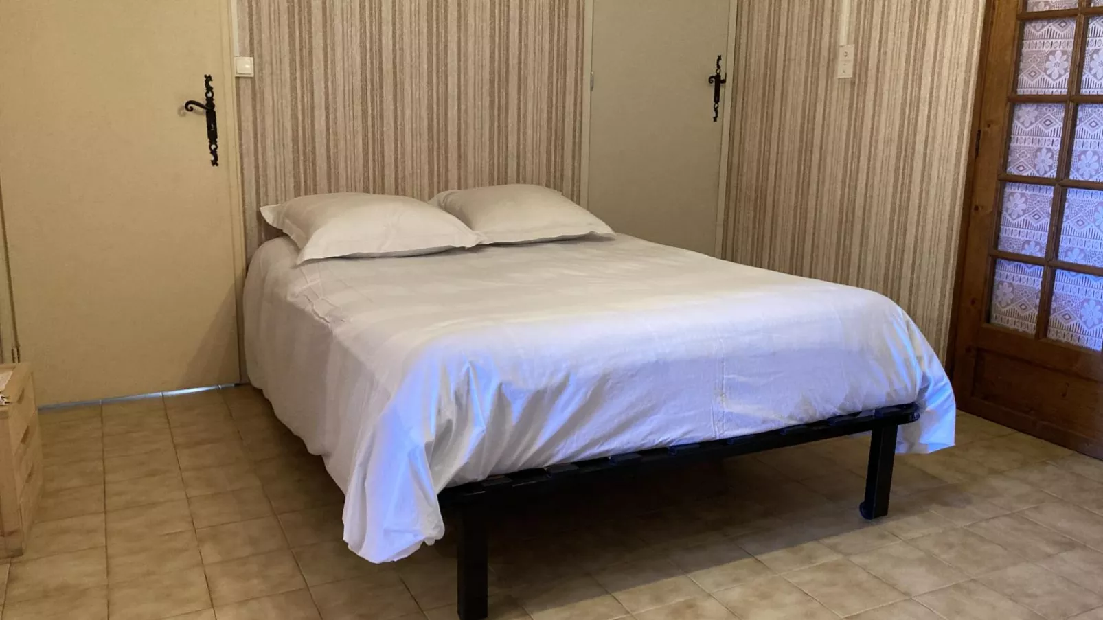 Maison La Faysse-Bedroom