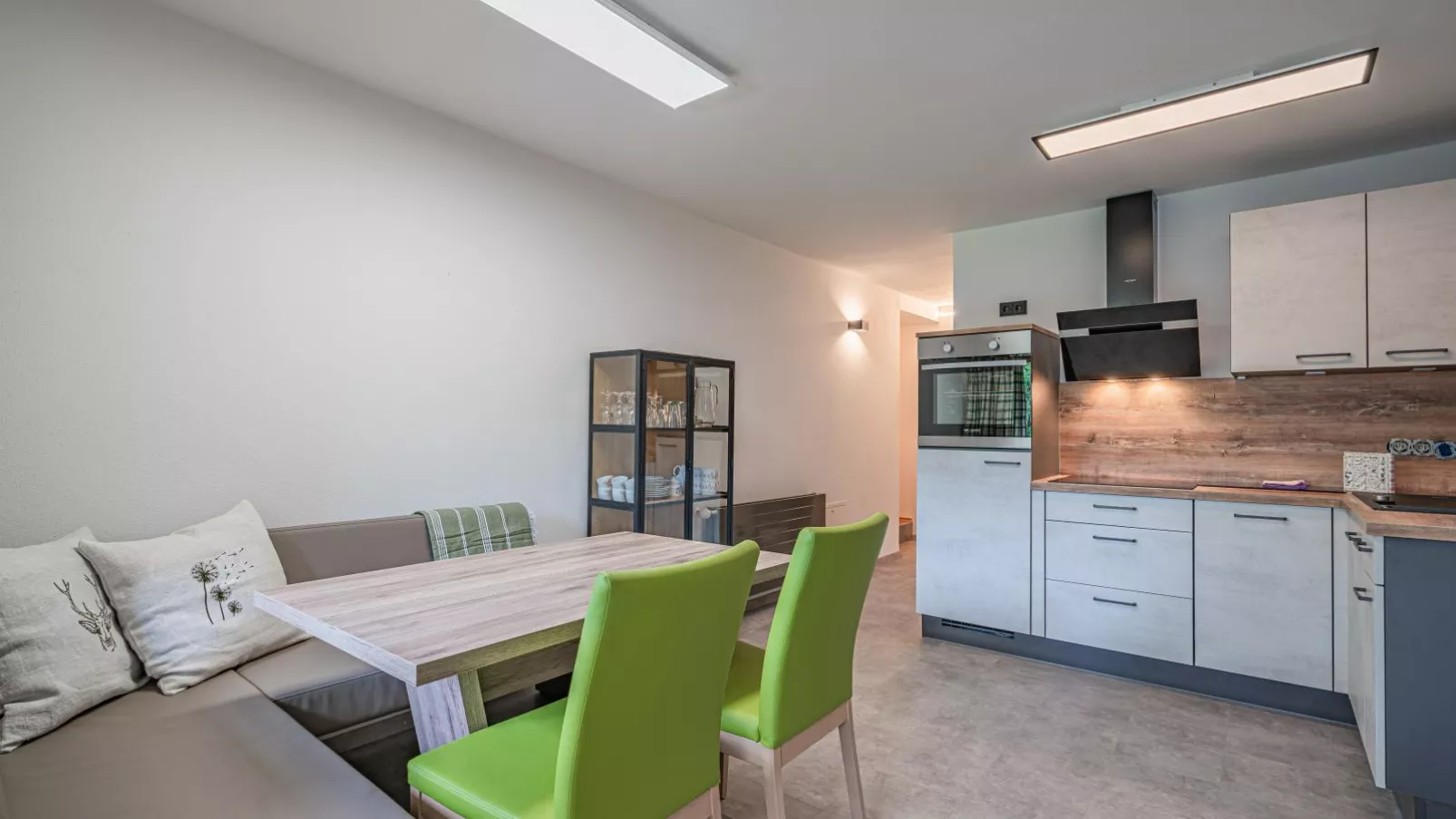 Hohe Salve XL-Dining room