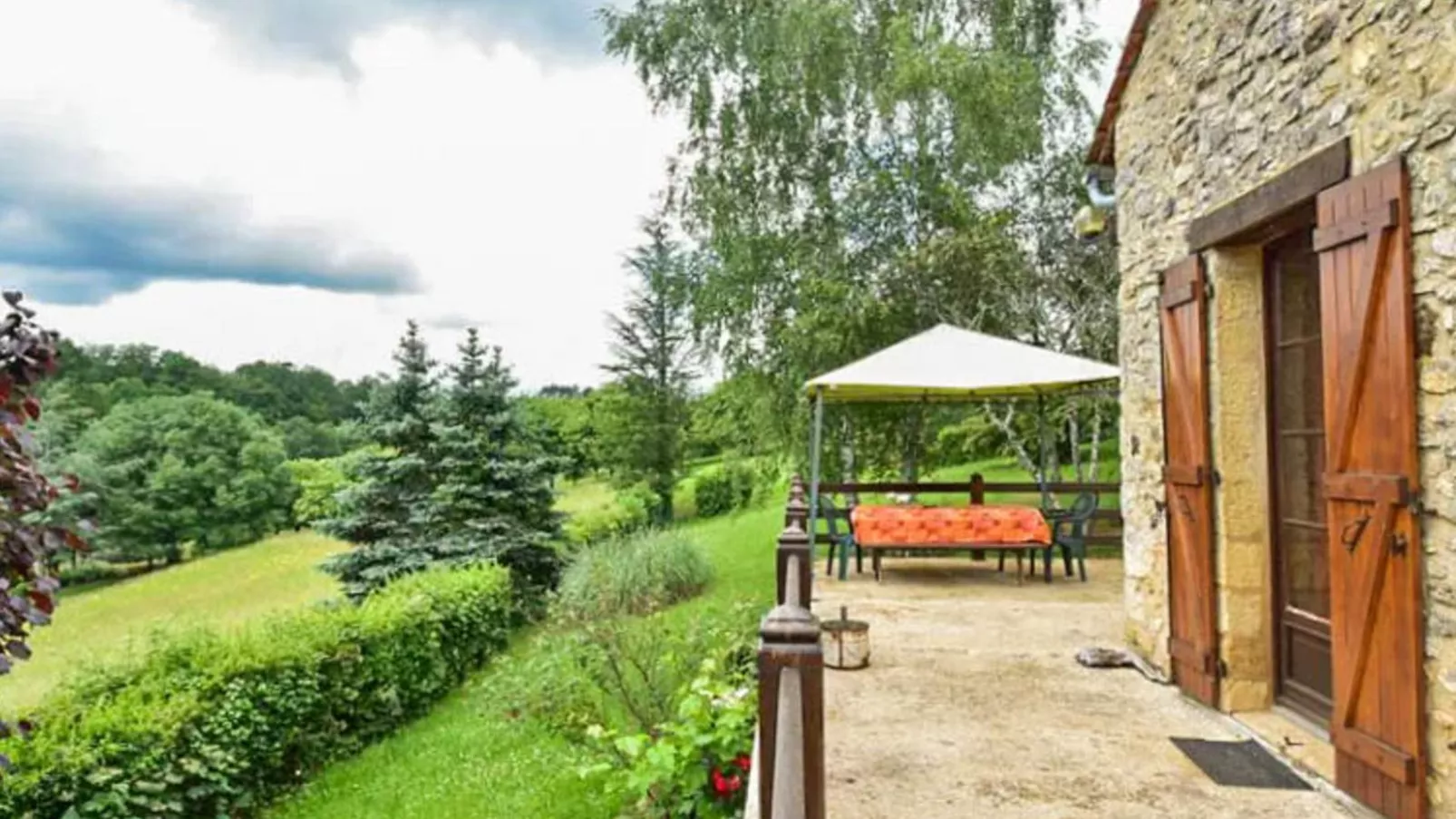 Gite Les Terrasses-Terrace balcony