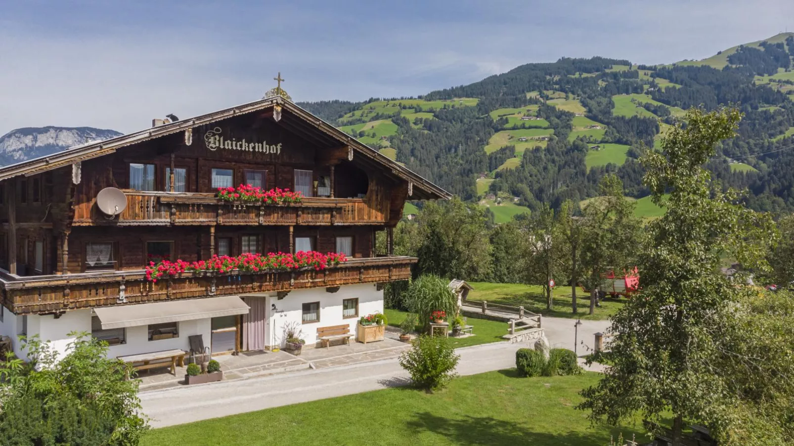 Hohe Salve XL-Exterior summer