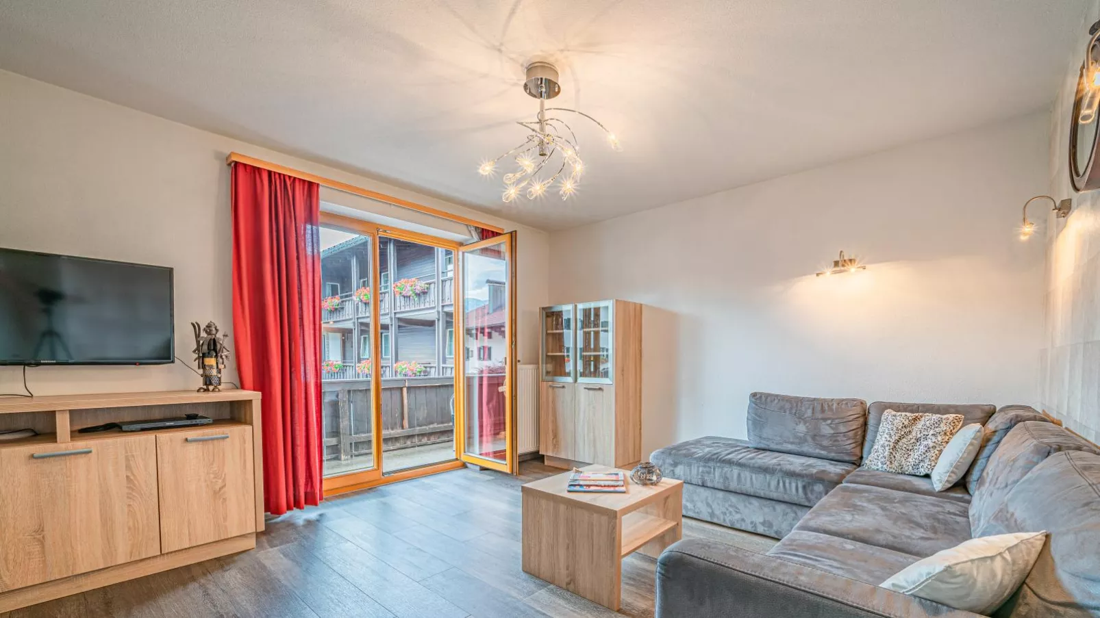 Penthouse Janita-Living room