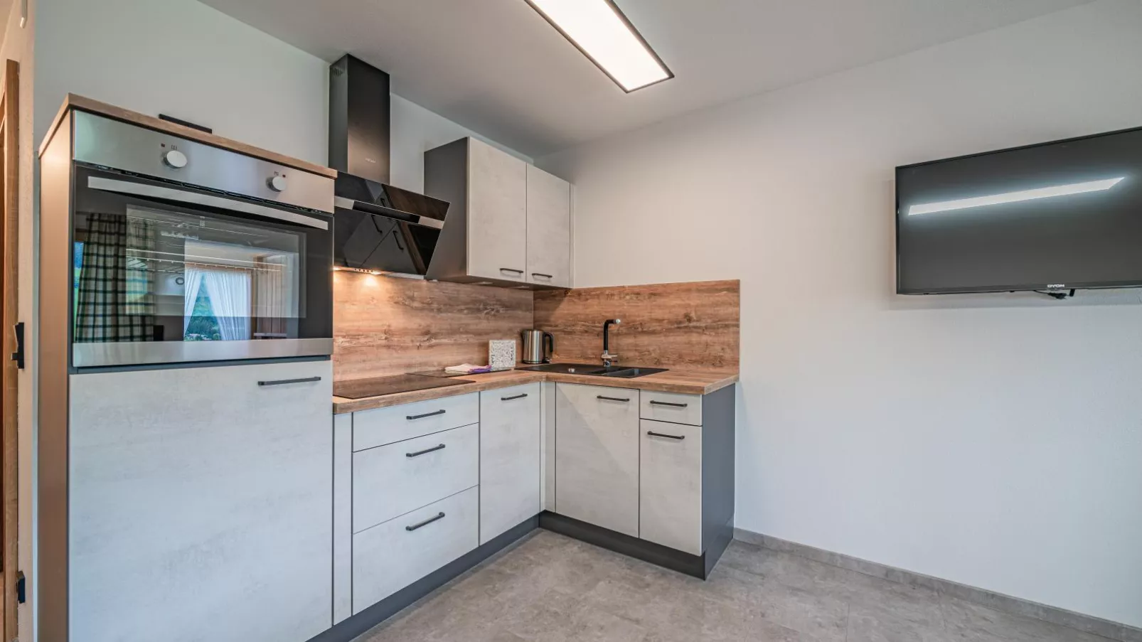 Hohe Salve XL-Kitchen