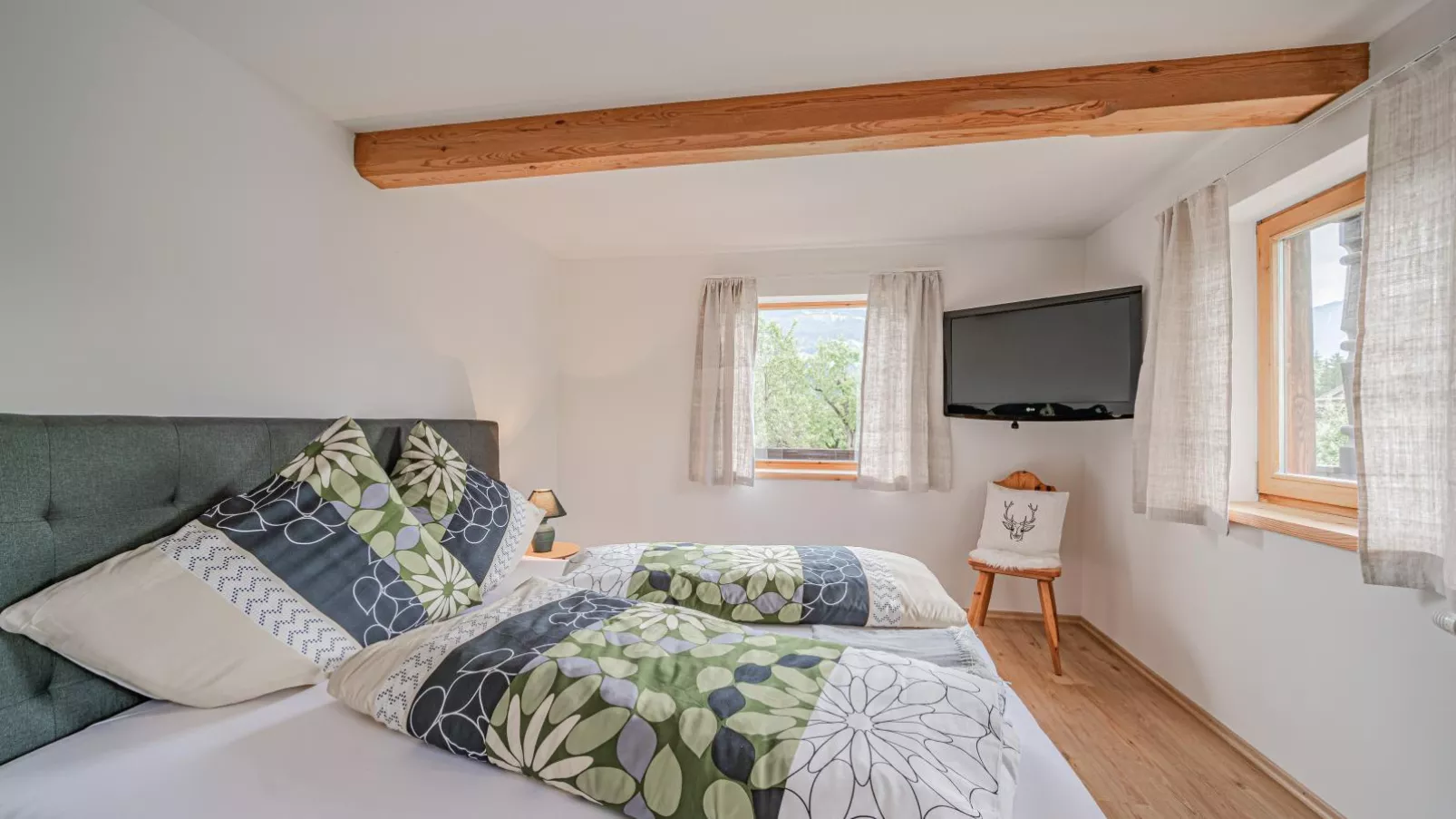 Hohe Salve XL-Bedroom