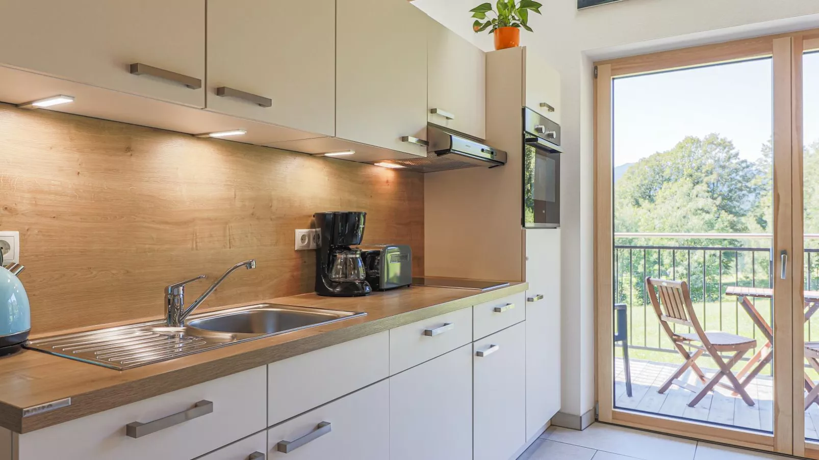 Haus Rabl Dan-Kitchen