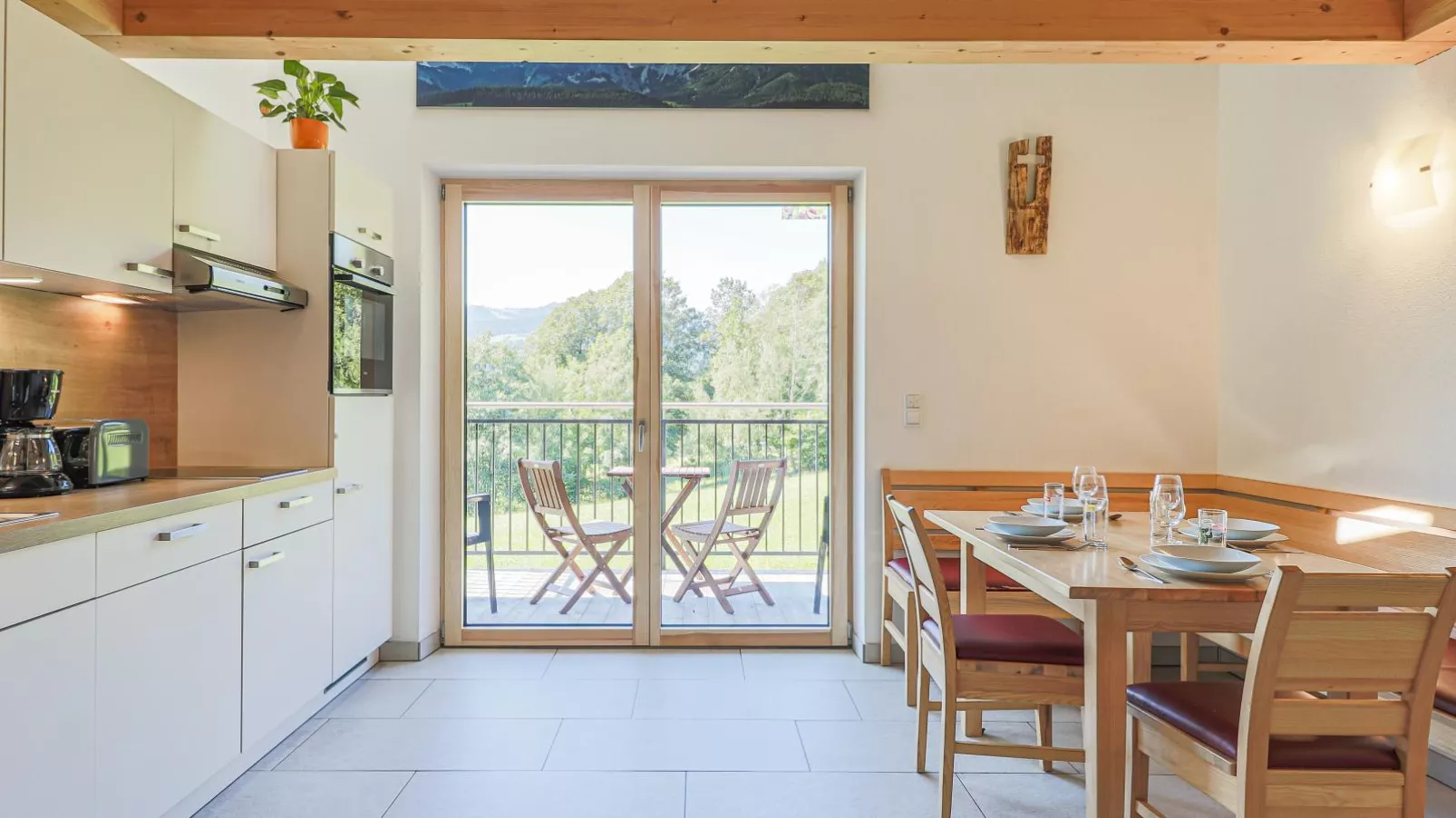 Haus Rabl Dan-Dining room