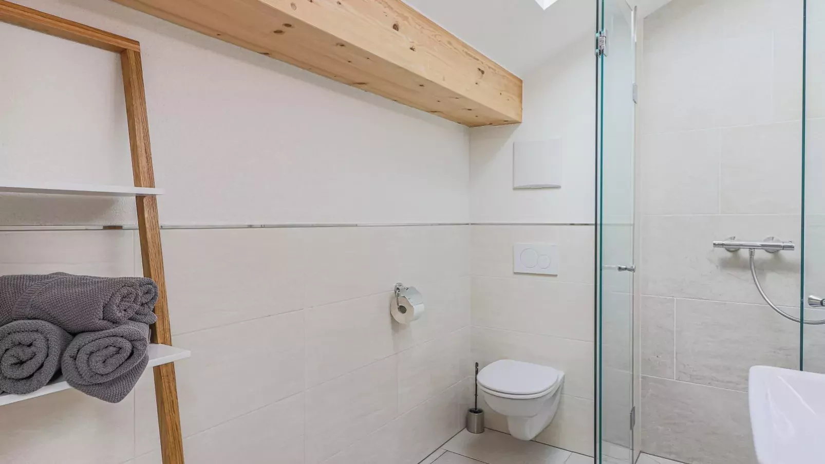 Haus Rabl Dan-Bathroom