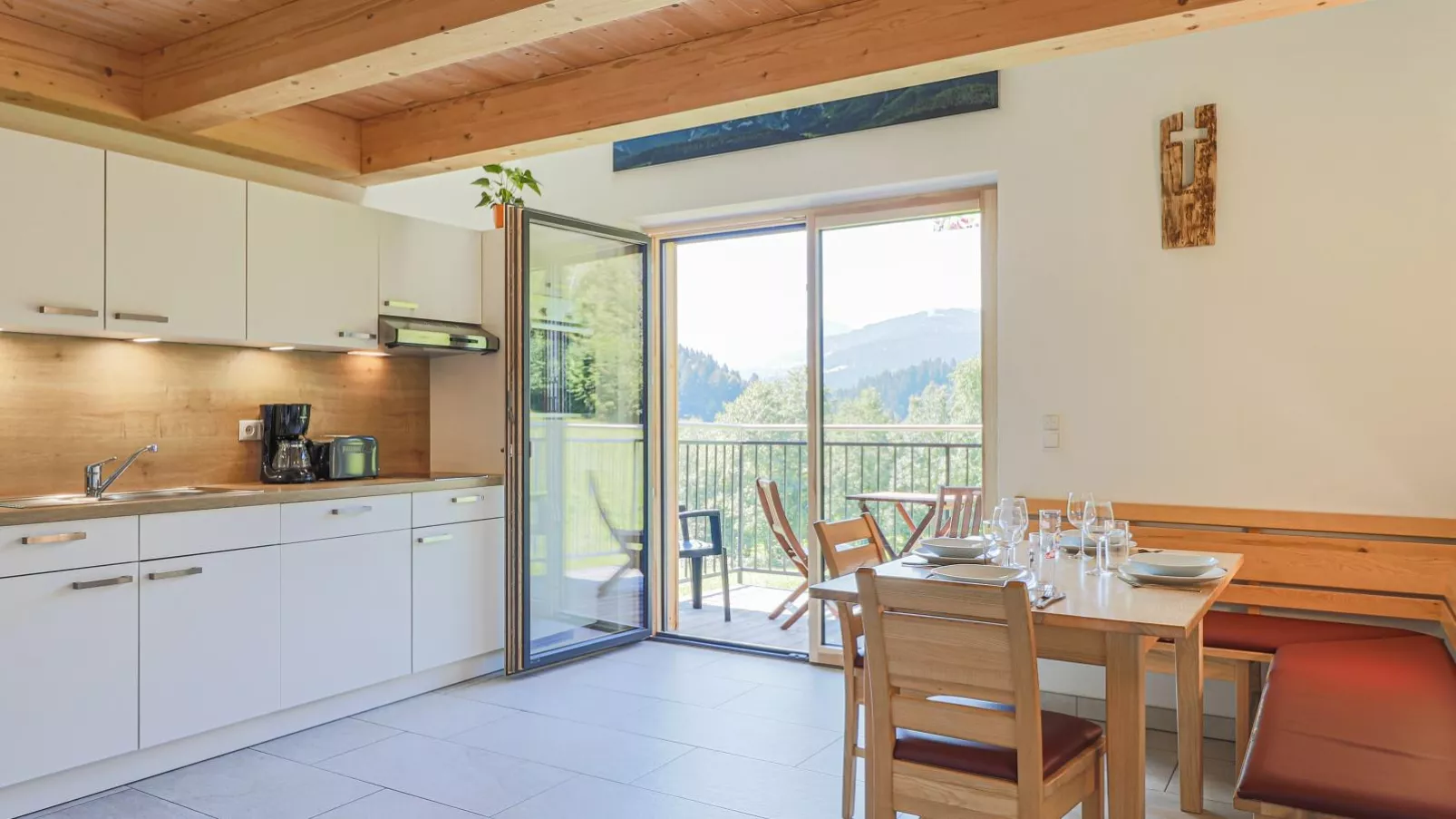 Haus Rabl Dan-Dining room