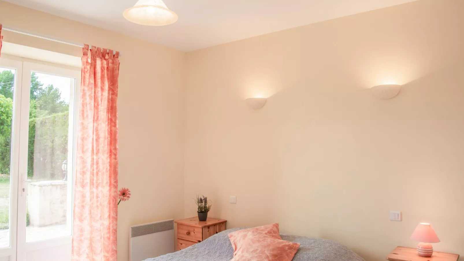Gite Les Vitarelles-Bedroom