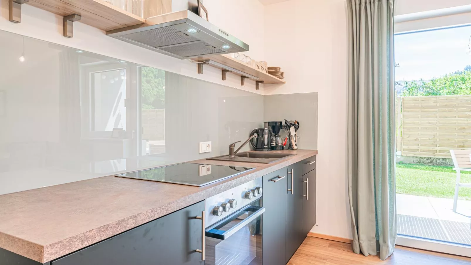 Tirola Bude Schorsch Top 2-Kitchen