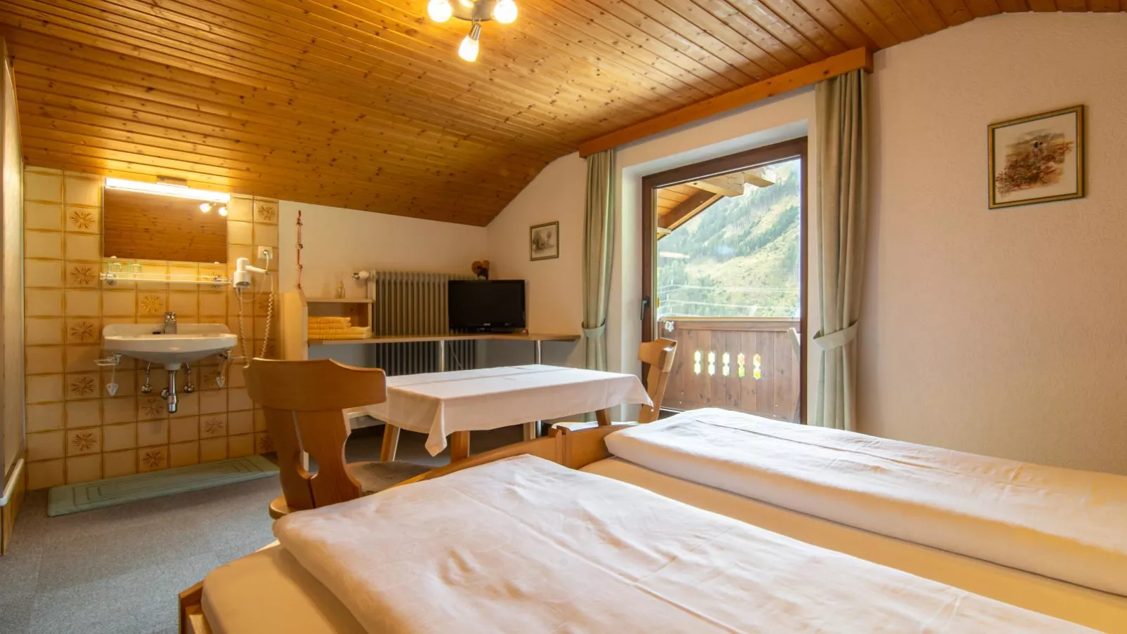 Ferienhaus Steiner-Bedroom