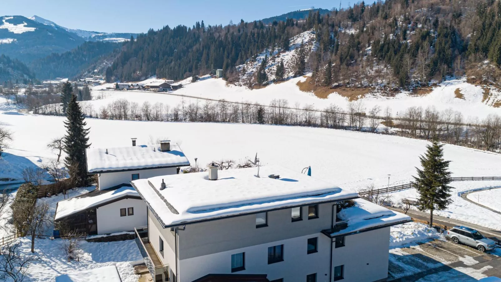 Tirola Bude Lisi Top 3-Exterior winter