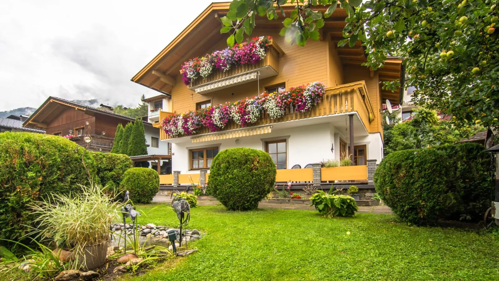 Apartment Larcher-Exterior summer