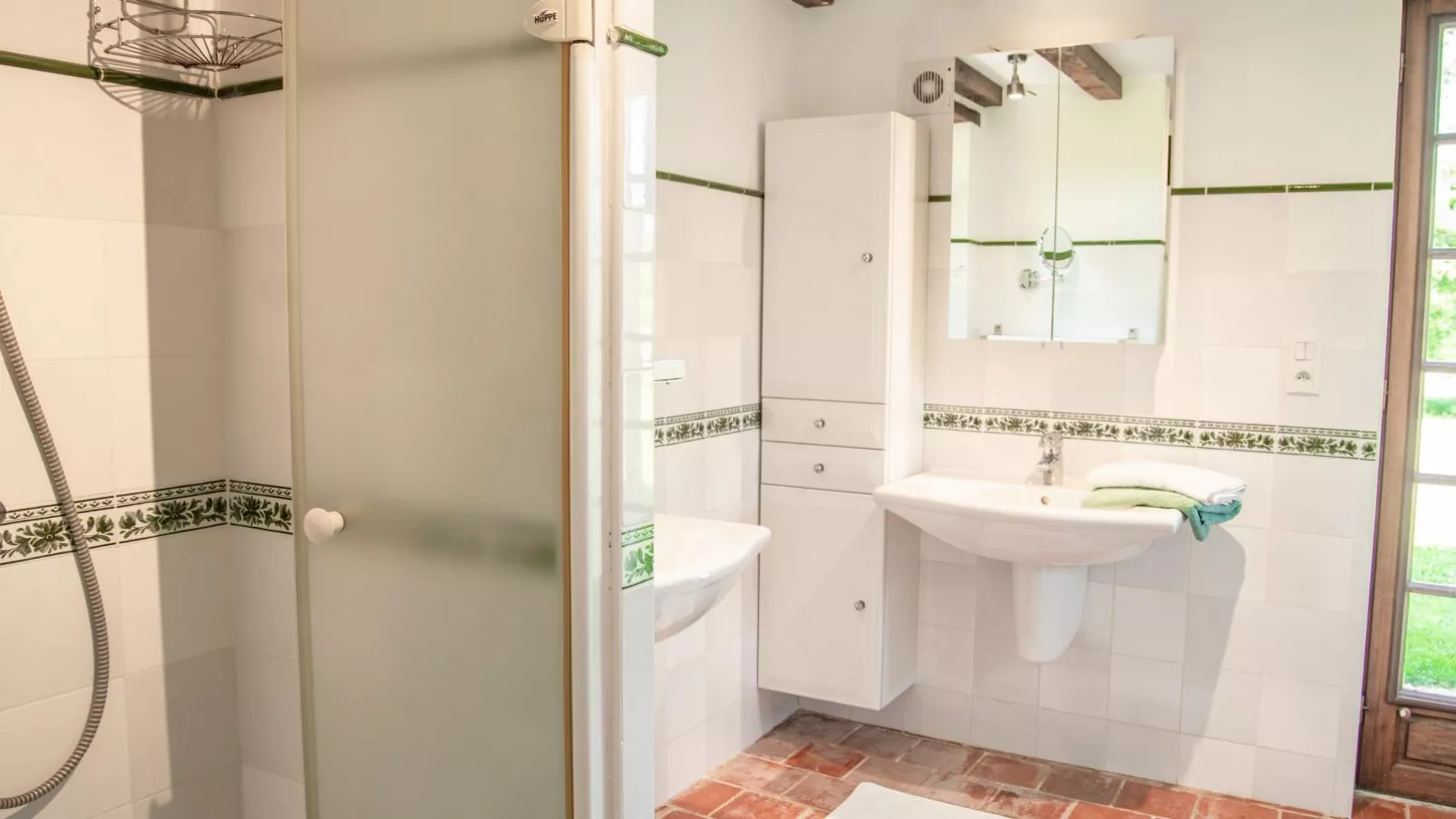 Le Gapard Annex-Bathroom