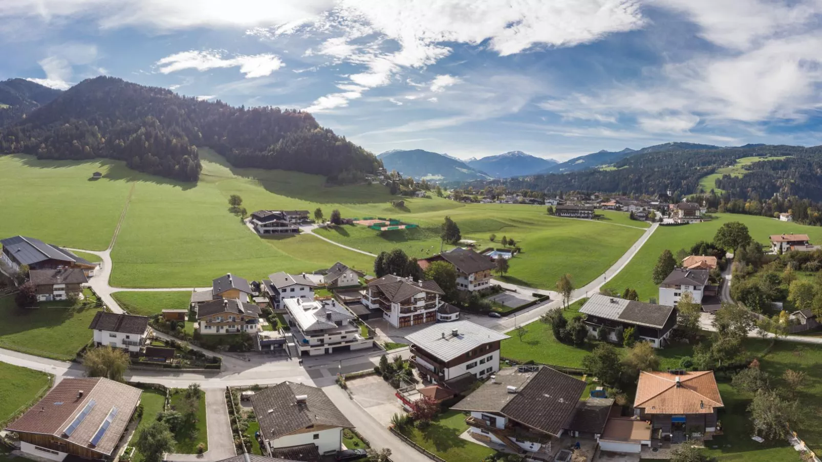 Itterblick-Exterior summer