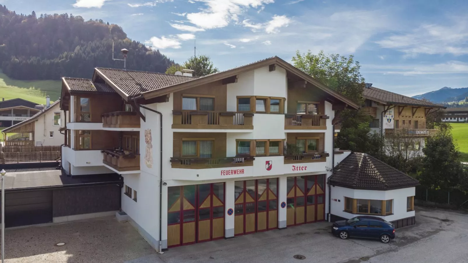 Itterblick-Exterior summer